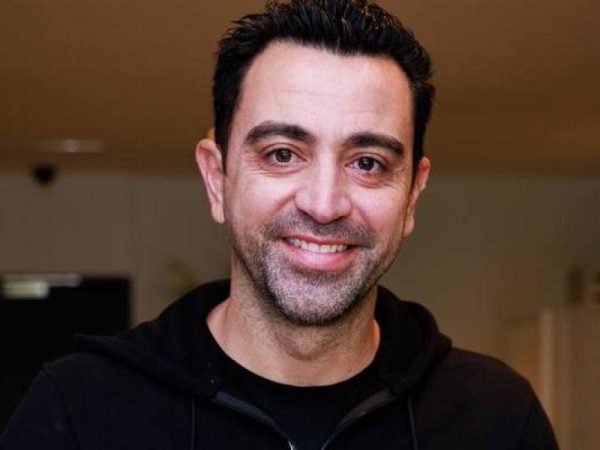 Un año del confuso anuncio oficial del fichaje de Xavi